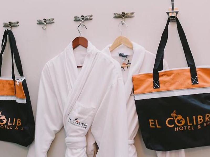 1812097E308B582ECFC09EDBAD881809