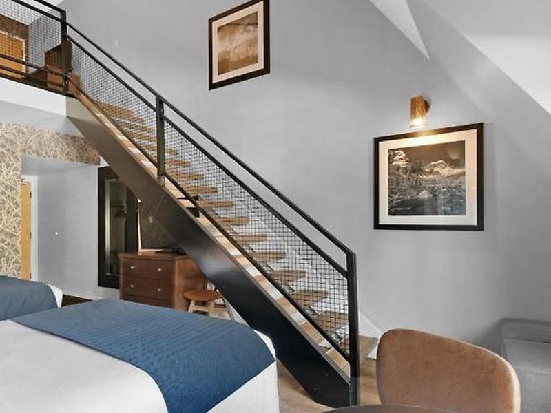 B51FCA48E478EDE28A1DD9360D2B65B4