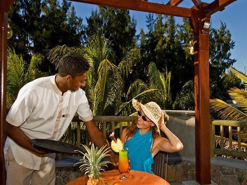 B8381378AAD213E37E53937D0887FD4A