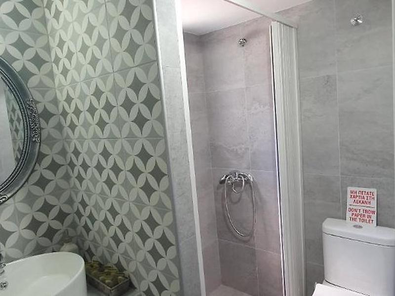 7A3AF244AB378015F721B70CE2BA57AE