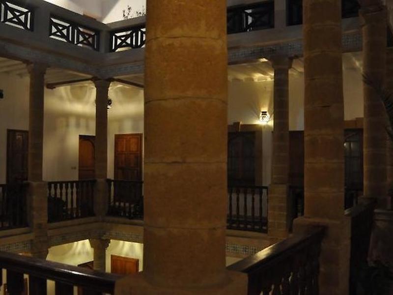 28DB4E195C77250C2F9C568235C7BDE5