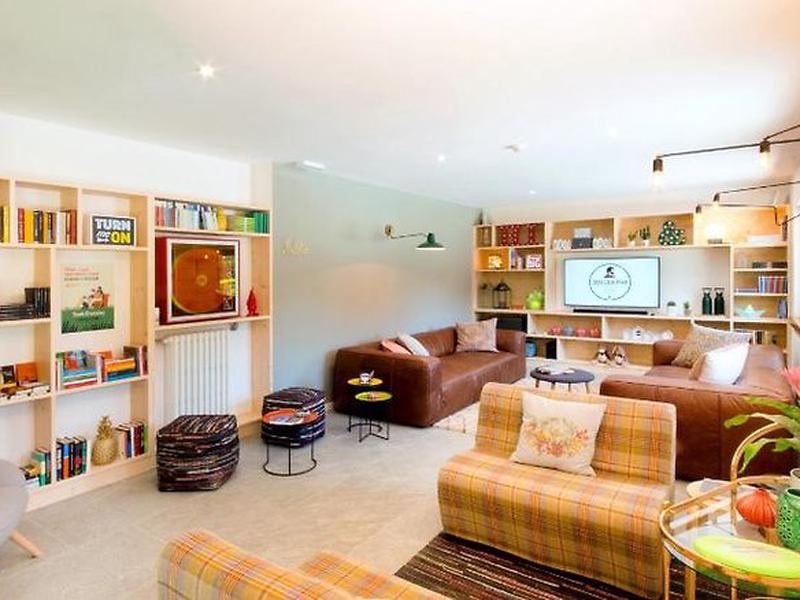 F3768B45661BDF0F4D78CBAD0012B703