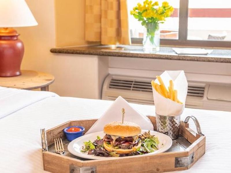 B1479B6E70E1B8C53CF5EF7F98558842