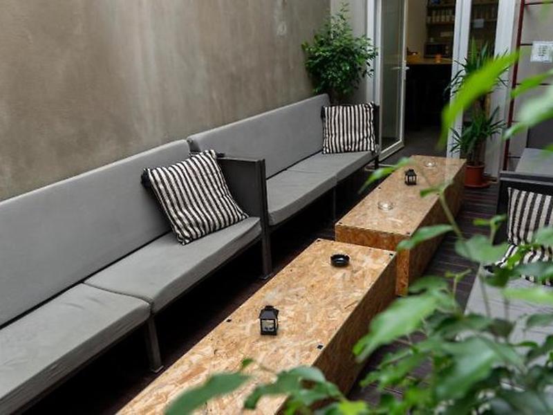 1CC156C16E77B332F16B94C09B992F55