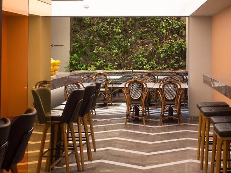 38AEDDF6D31B5B675FE7D0465BAB17F8