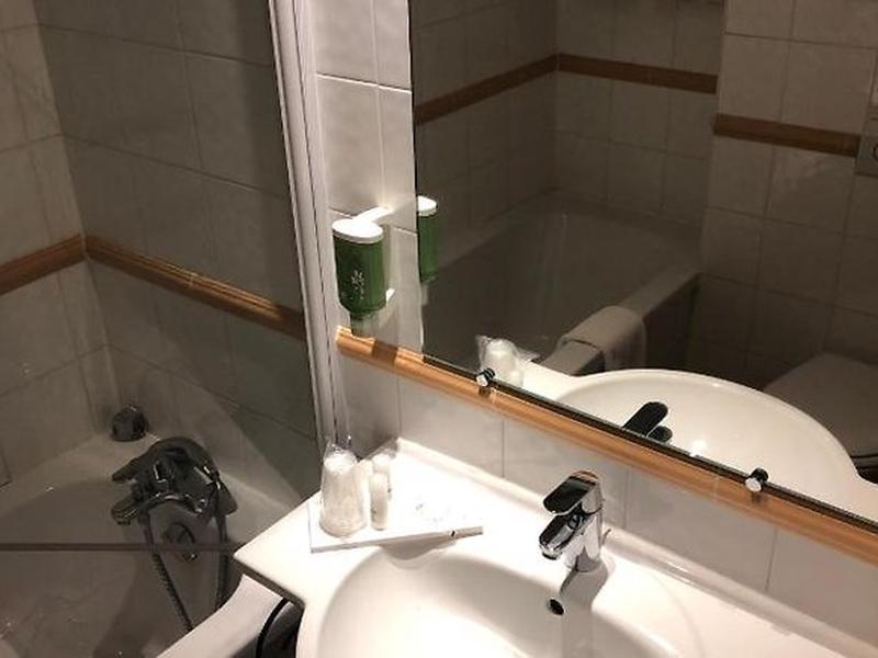 0C7C30ACDA4A895F21558041ECD766B3