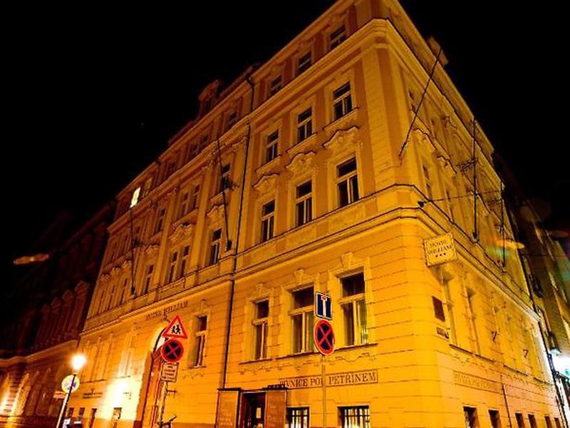 01A4957E22F9C99418DF9820DA420FAE