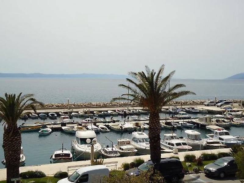 DD3E880EF678C4BB1335E8C366240C7E