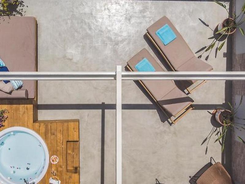 1EB0A9F7F7AE0398B15141811F64FC53