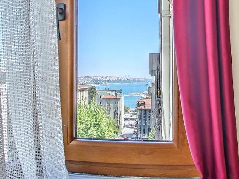 87AAEFBA8F879F10CB18D9C6B9DDD8F8