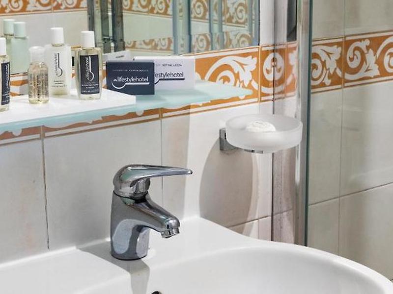 AE58601D9A8D250F046DA943BAE30BFF