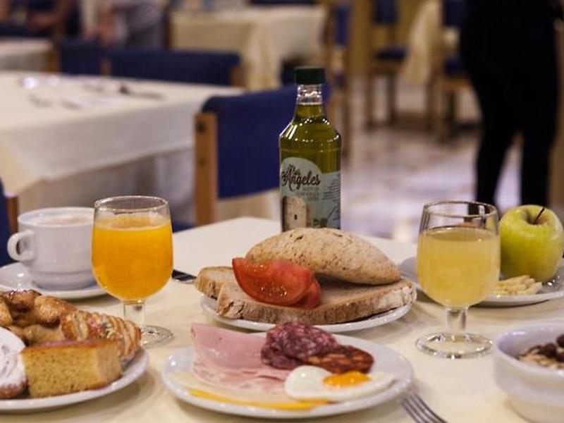 CE1AB1C2B1288B7F9CA387F3DD92B13C