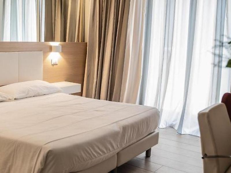 D79F9D7D1E4FEE5CC9A0B8C1C000FF26