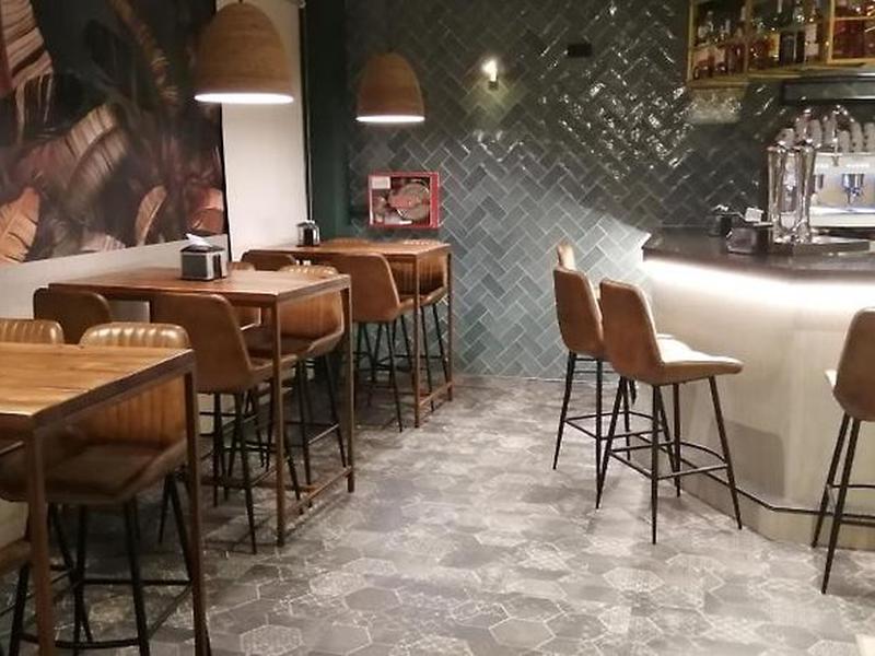 EE19DBC5F11BAE85F544DA51DF6CB186