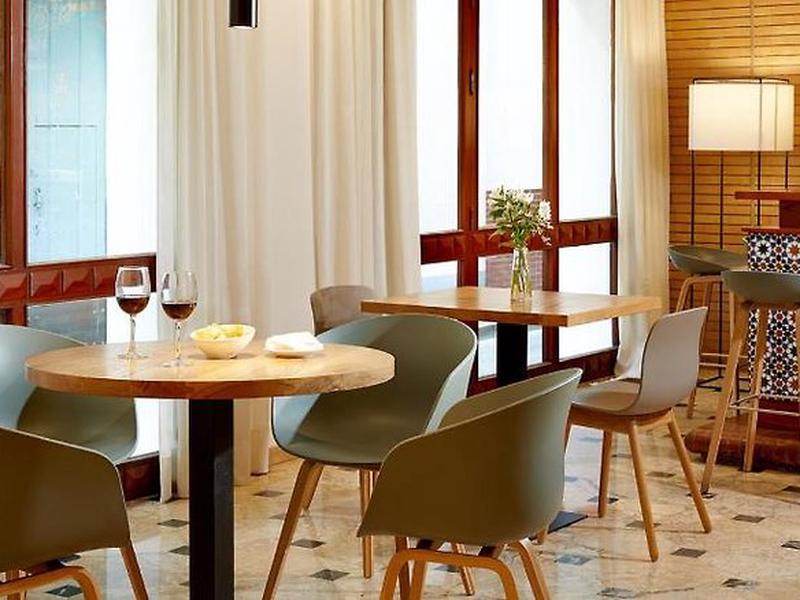 529E426F5DA0BA9EDAEBE1519C81CE87