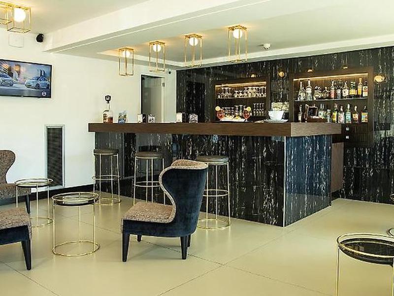 F8BABC03ACEA42AD7CCD65F8C2639841