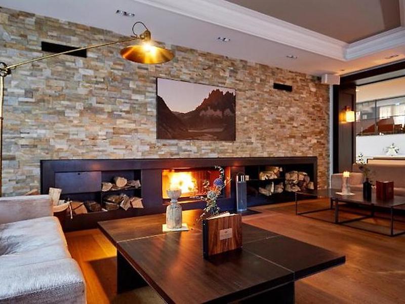 38EE3459BAC2073574A686F695D98C2F