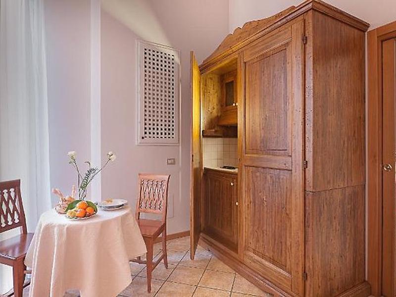 94039EF6C23AD7FEA9D86ED9032716F0