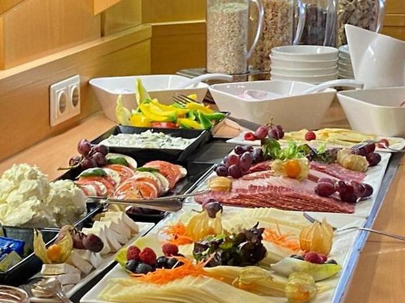 75E28786F65AF10C11953ABCC86EF131