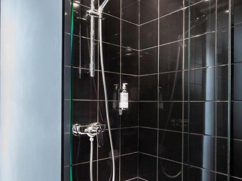 51266FF5A318B04116A71E10998BC2CB