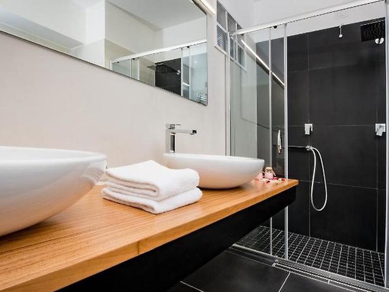 EC151DCF4BC30D8E0A33F10110F4AF2F