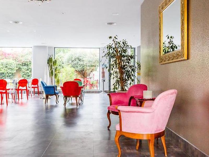 4328AA2D45EB24370286DF56A1FF412F