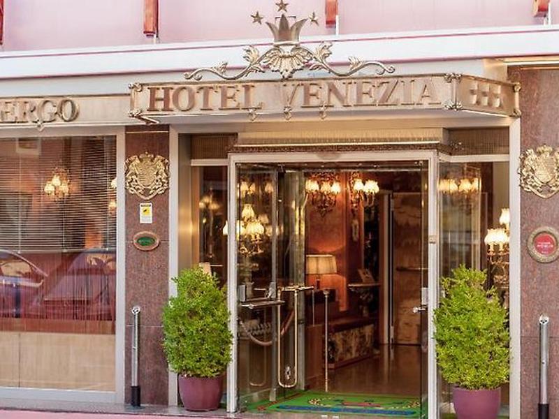 C35CD7906D3560C06B3F8FCB920FDFC5