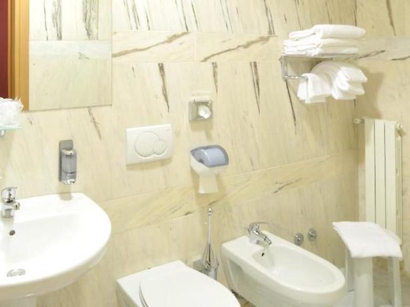 417E7D896B34ADEAC20E08FA4694F376