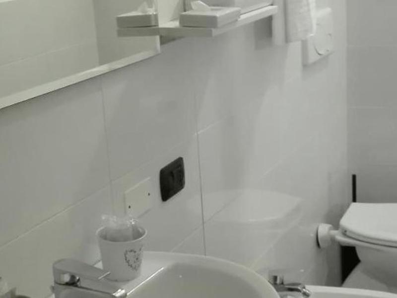 AD39DE6EF63B093FD3D27CFD02ADC606