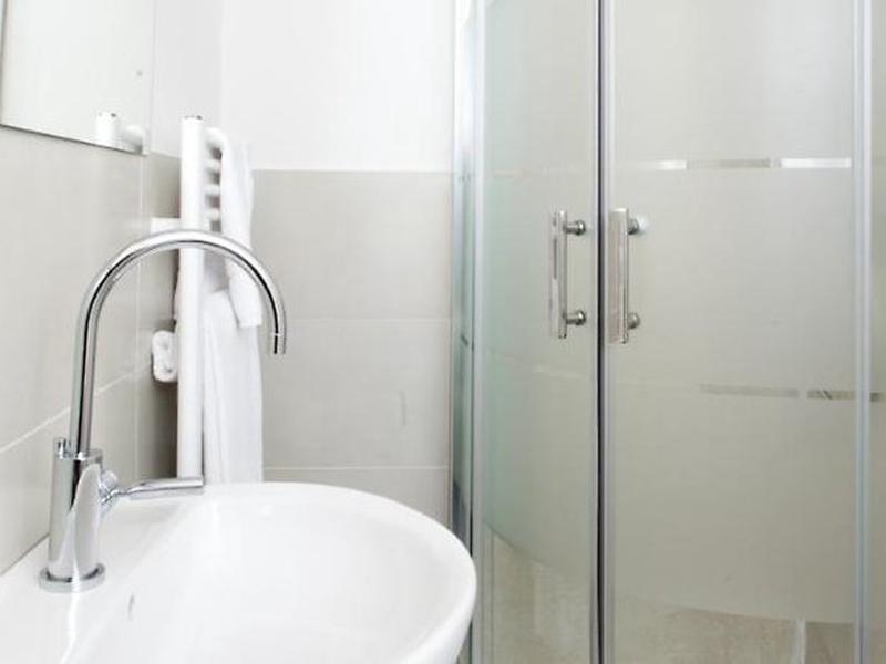 818500A4BCF2D48CC45C584273844639