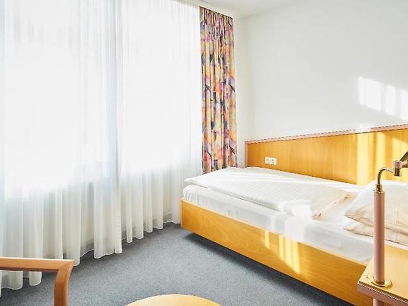 5D40C782997C27A74B7BC86C3C8BD79C