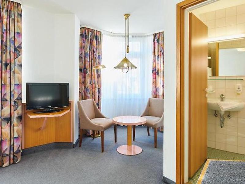 0940757692289485771BE9FF7BC73984