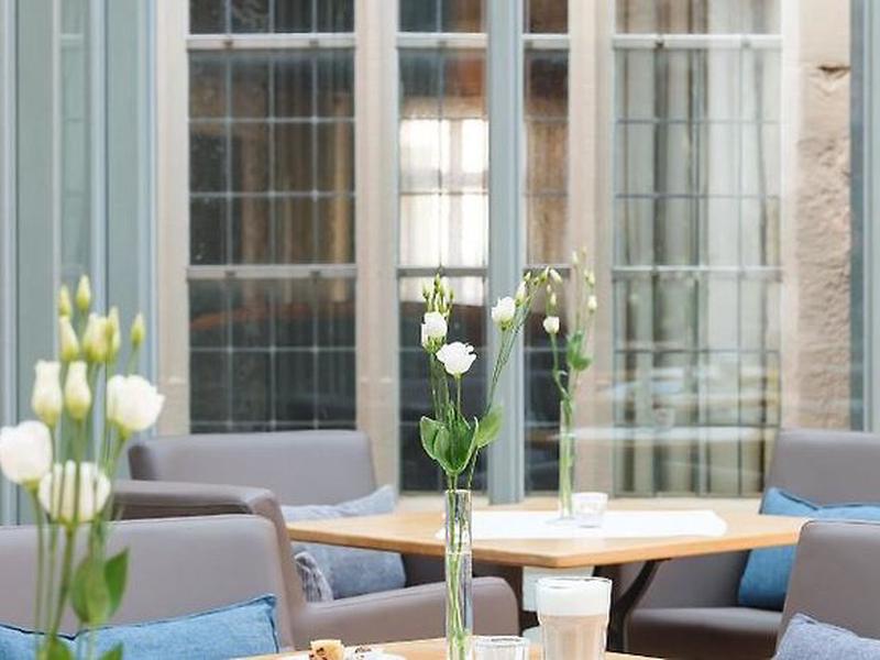 9D49DC17962BD8E0E8ED06AA81FCDF00