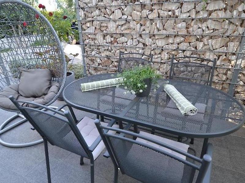 754BDFEFF1B2F4FA281EA37186A95D58