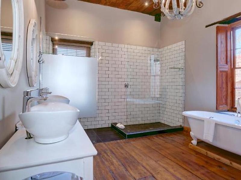 5CB25F1B7EF2EE1109A810A6A38B9681