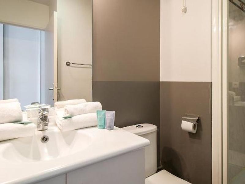 8871811F9DE60E43A325A84832CBA284