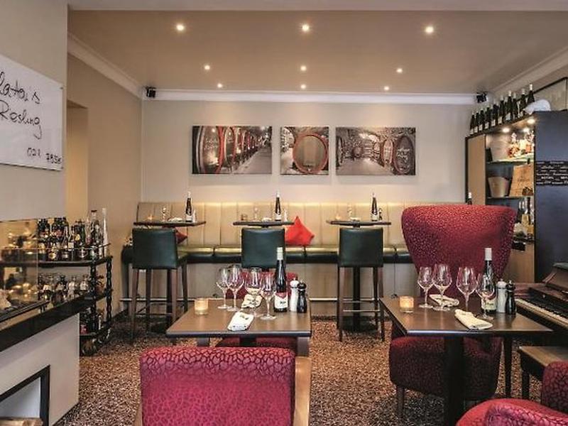 EAA262FADF8D8B81F079D5CC4689B077