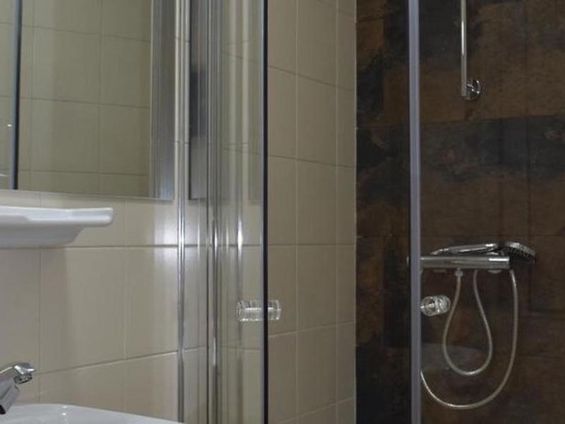 6F1F0BE0F7A296579E7957EB0438D067