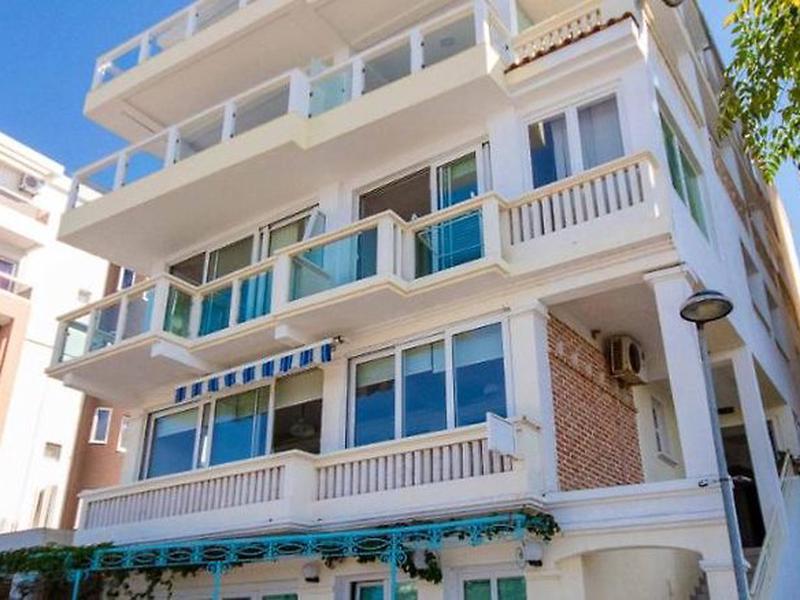 13DAE0F88F4AEE30B96B637D5F122D39