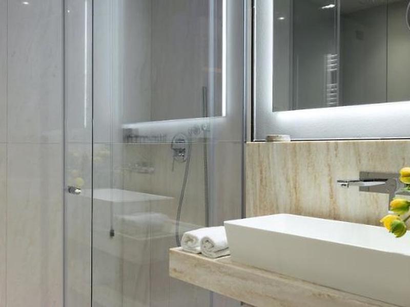 C2361F53BD528C146B87D7FBF97238D1