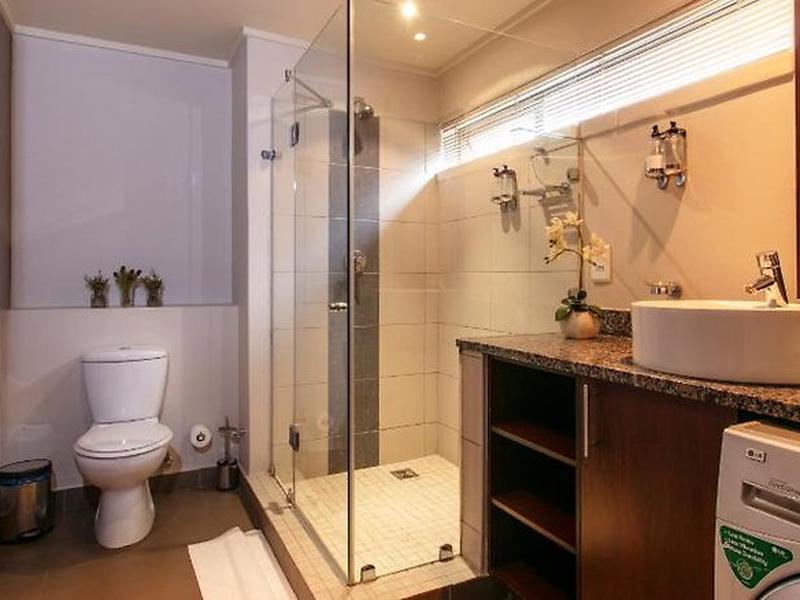 22F20008F3079C72B4F980E43BC9920D