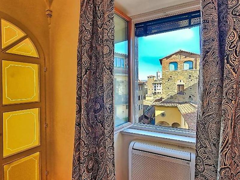 573F099F9442C5495E321F172EA8598E