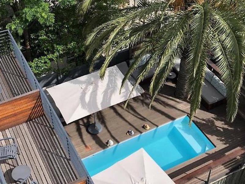 0311862166441901C992BC36F527F23B