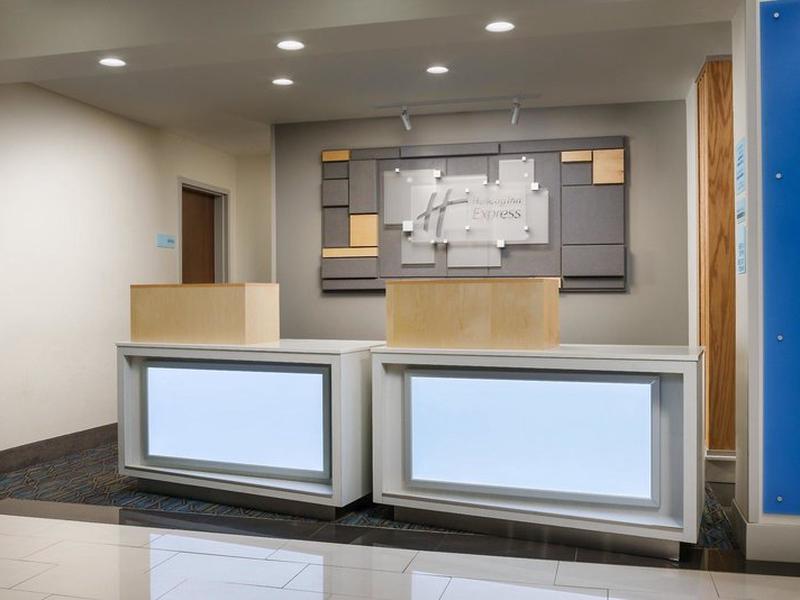 AA0B386DD06566F945F27E5C0D5B033D