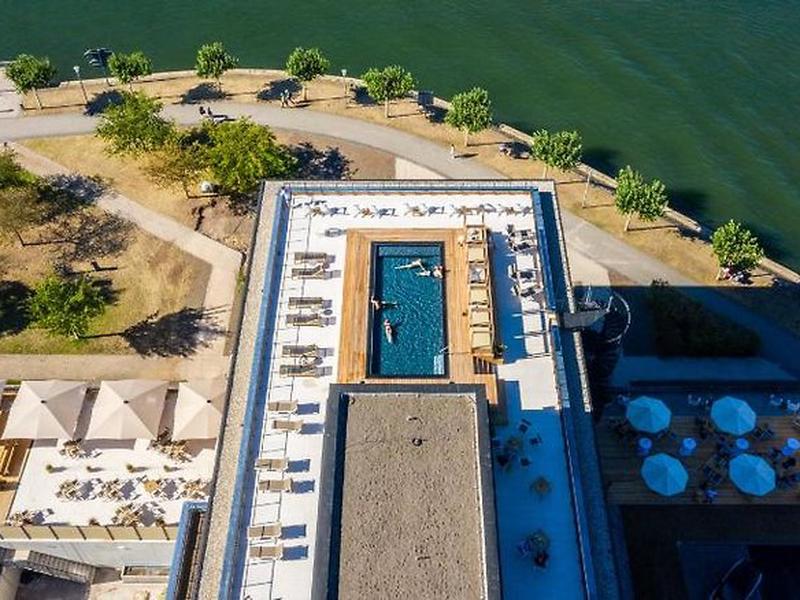 C67C6B7A2EF392F8102D542EC73EDBE3