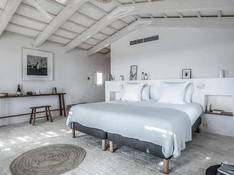 2E29090E21F7D01E52E79EEF9E641509