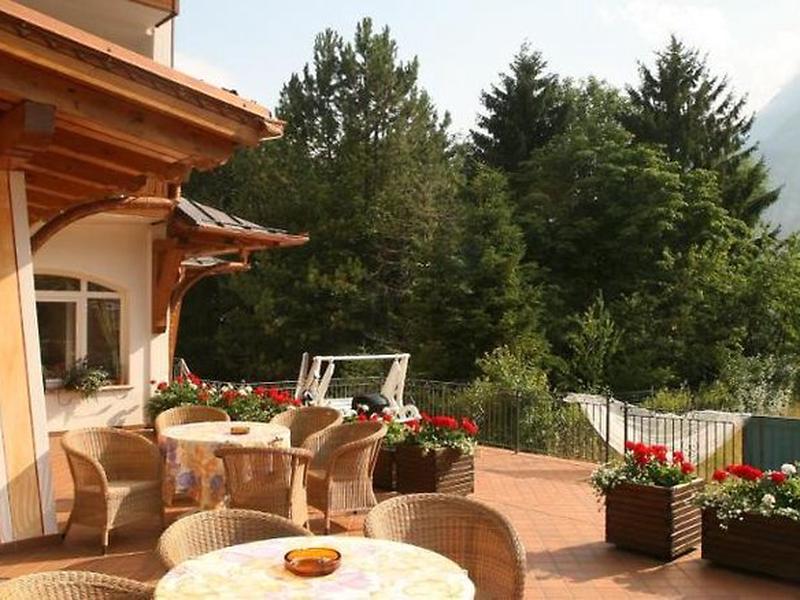 6D5943105C32908072A5C6E862927D38