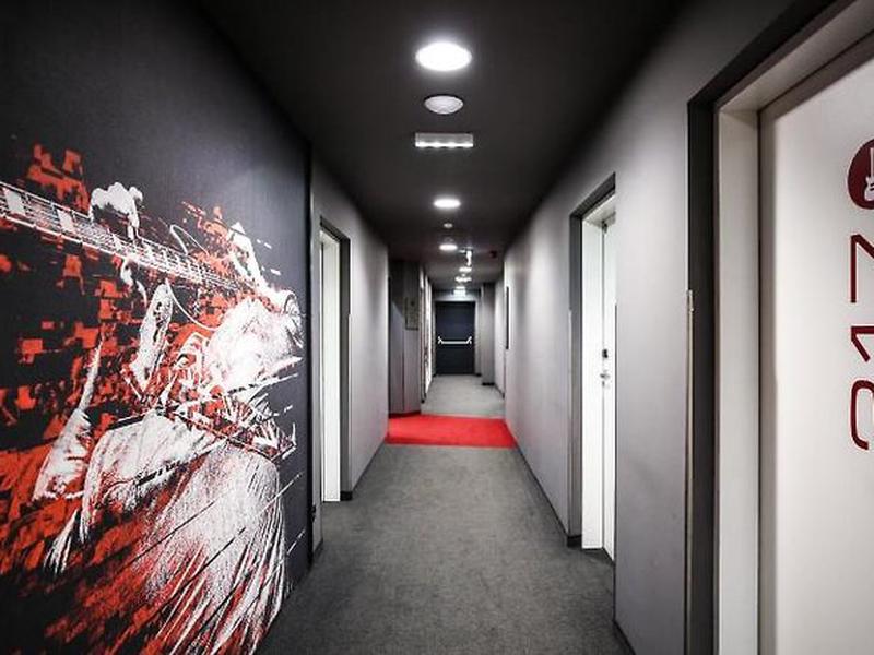 376EDE1F6CF3168C96529E1C1ACE6516