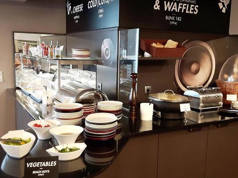 866C334FBF97E746016657B1266AEAA5