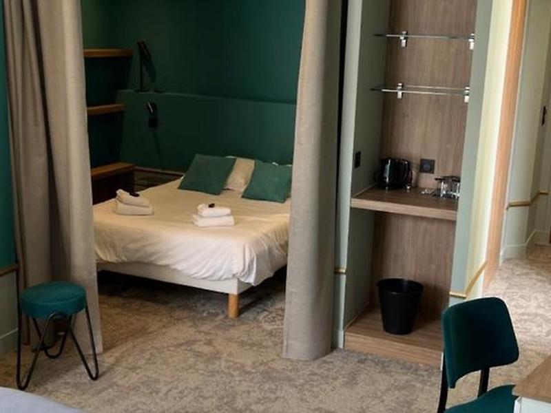 2473F02B93F4A12C933D21D3D9DF00B6